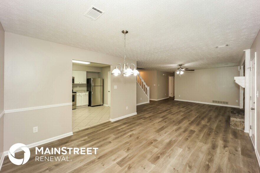 Building Photo - 7426 Dartmouth Ct