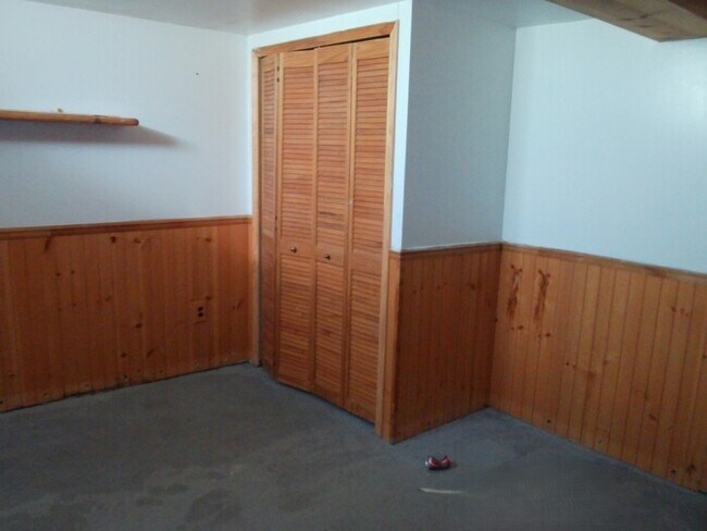 Building Photo - 37085 Brynford Dr