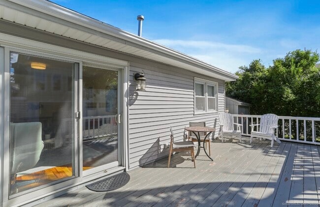 Building Photo - 318 Pine Creek Ave