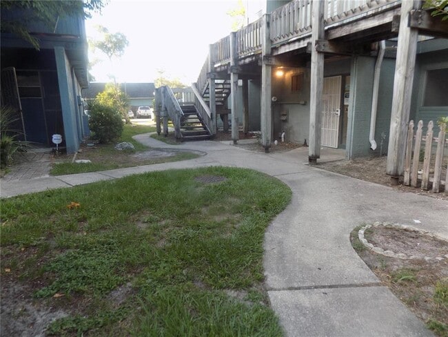Building Photo - 613 SW 75th St