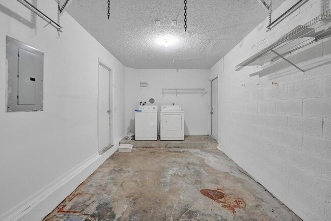 Building Photo - 3436 Orinoco Ln