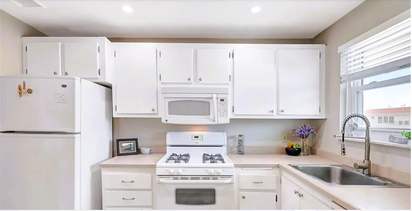 Building Photo - 3114 59th St S