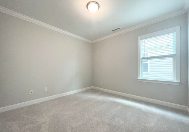 Building Photo - 1148 Topaz Cave Cir