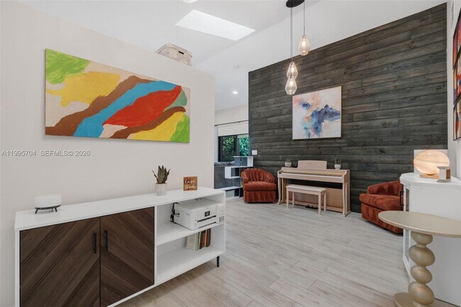 Building Photo - 4220 Grove Park Ln