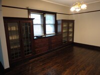 Building Photo - 1141 S 71st St