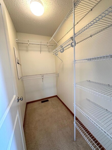 Building Photo - 15375 60th Ave N