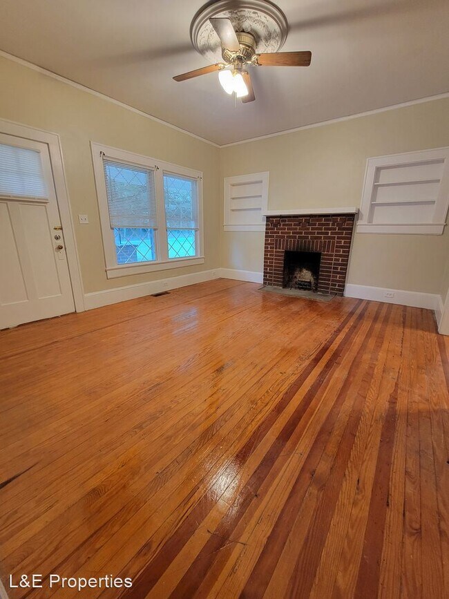Building Photo - 3 br, 1 bath House - 12715 Moores Chapel Road