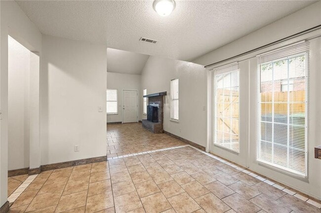 Building Photo - 507 N 37th St