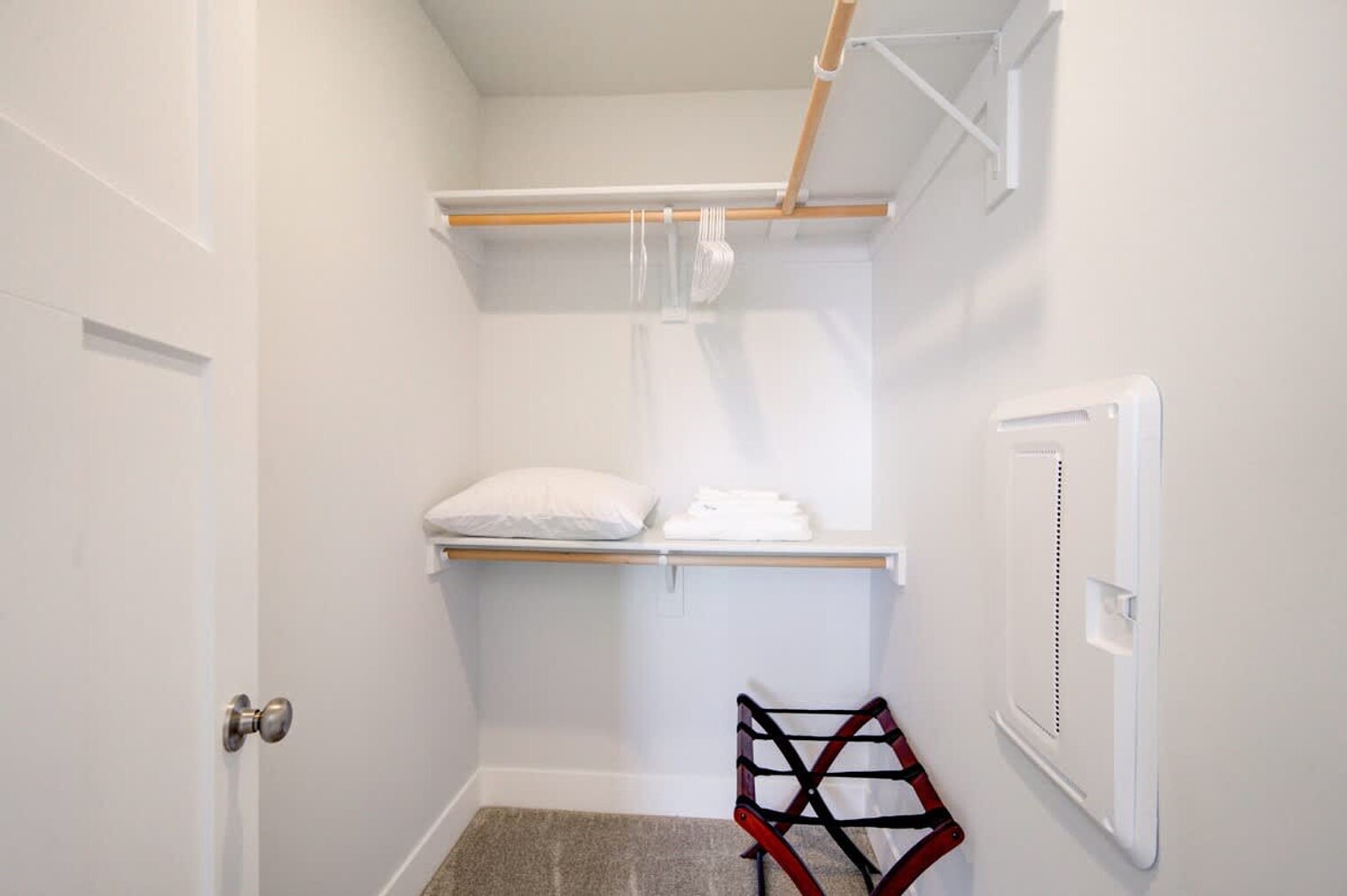 Building Photo - 5242 Fallon St