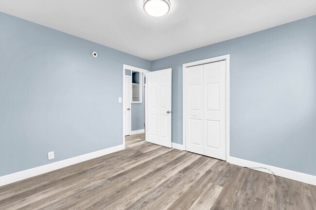 Building Photo - !!!!Fully Renovated 3 Bedroom Home in a Convenient Clarksville Location!!!!