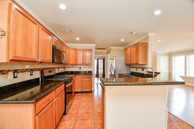 Building Photo - 11707 Turtle Lake Dr