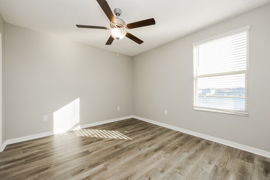 Building Photo - 15425 Broad Brush Dr