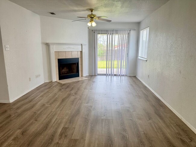 Building Photo - 2709 Haven Dr