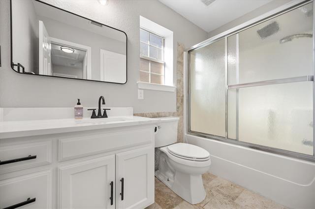 Building Photo - 1301 County Rd 705