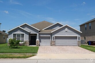 Building Photo - St. Cloud Single Story Home