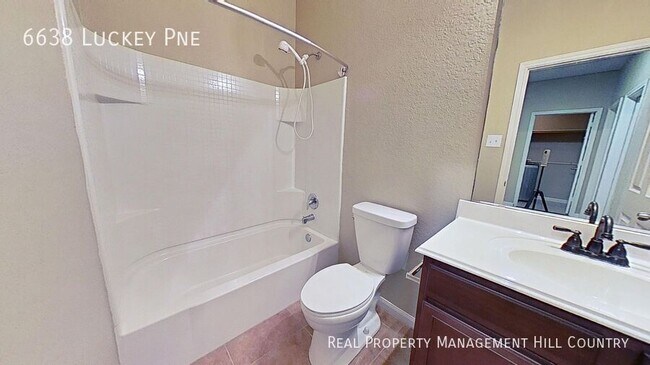 Building Photo - 6638 Luckey Pine