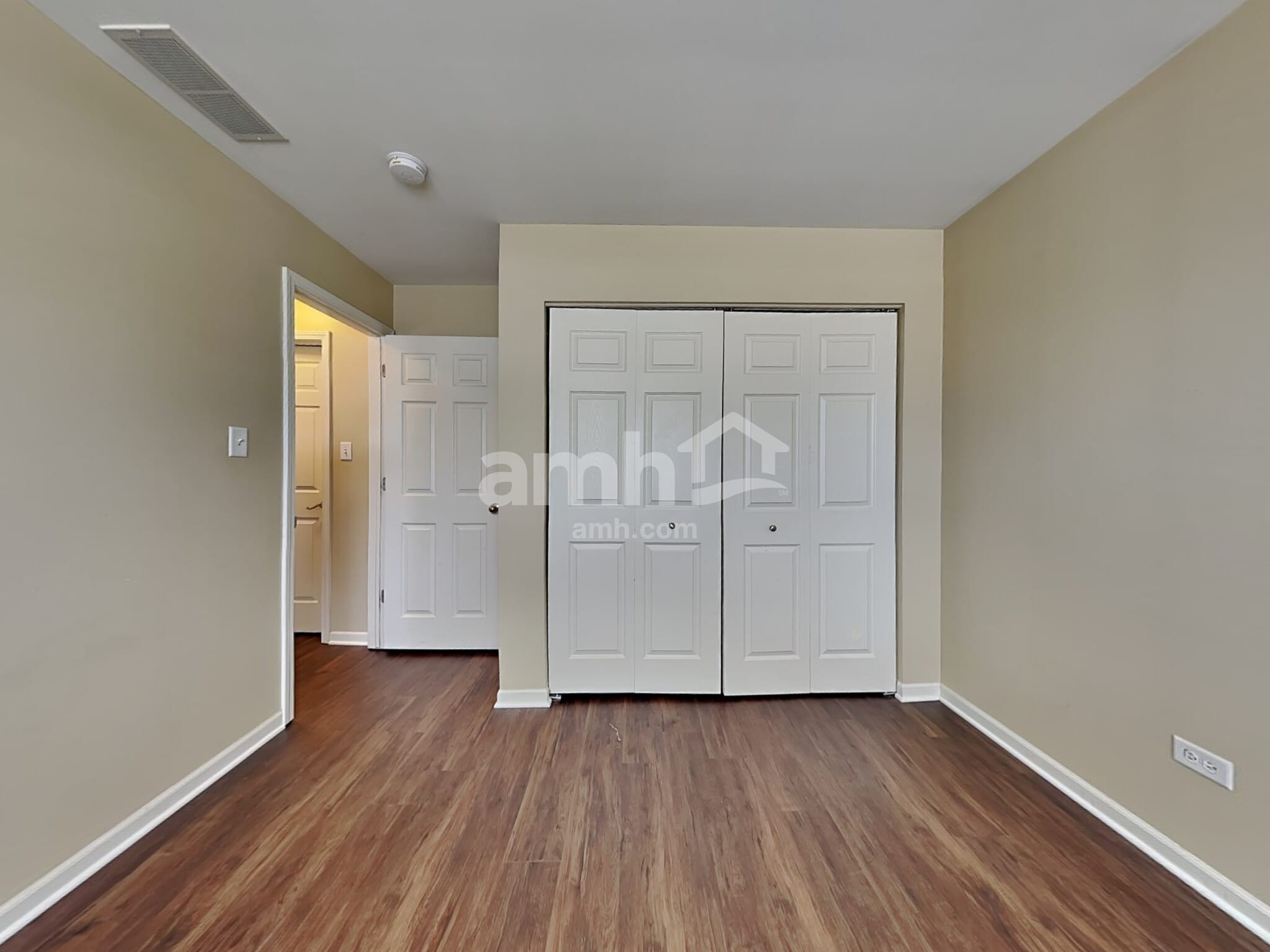 Building Photo - 1306 River Haven Trail