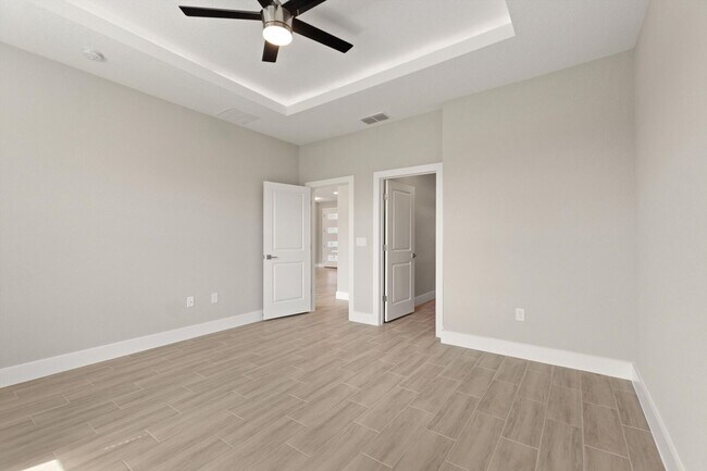 Building Photo - Deposit-Free! Modern, energy efficient hom...