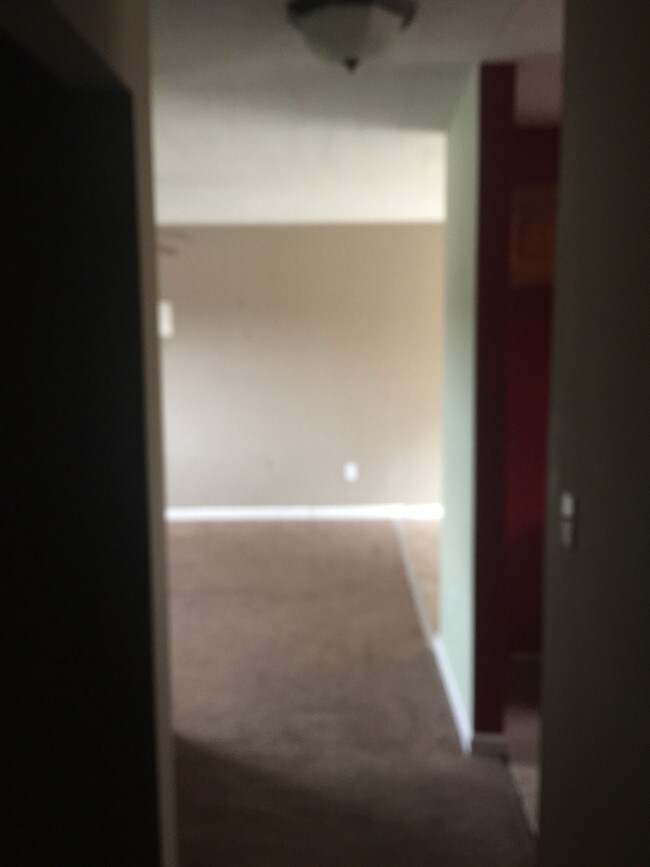 Building Photo - 2175 Maple Acres Rd