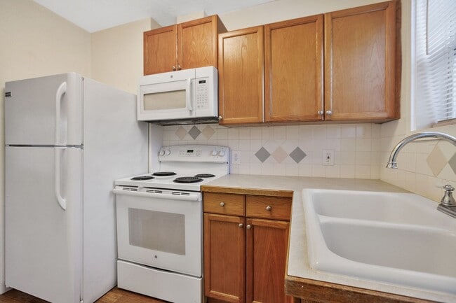 Building Photo - Great townhome near downtown Spokane