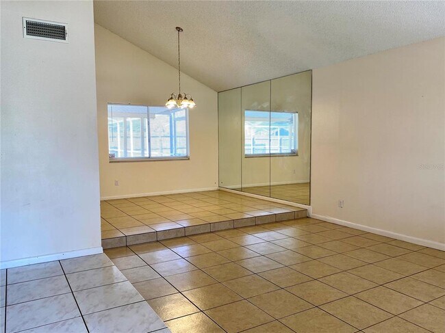 Building Photo - 5205 Dublin Pl