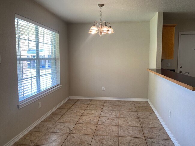 Building Photo - 160 Satch Dr