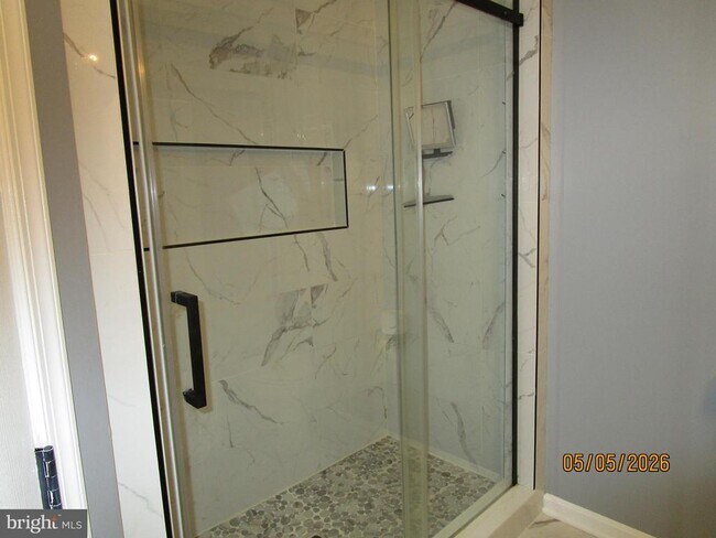 Building Photo - 506 Hupps Hill Ct