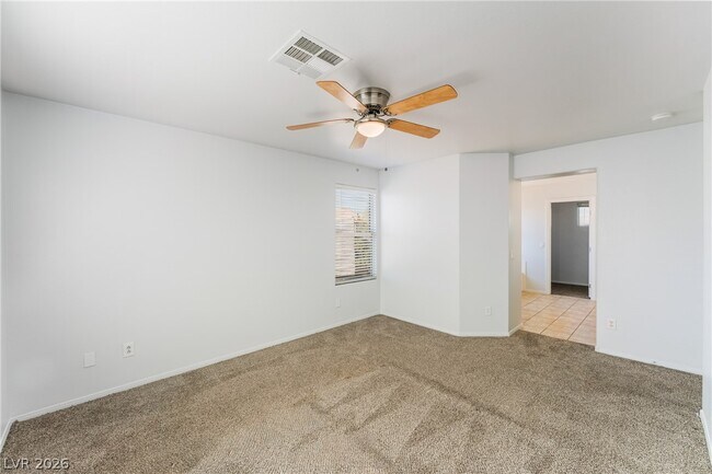 Building Photo - 5094 1st Sun St