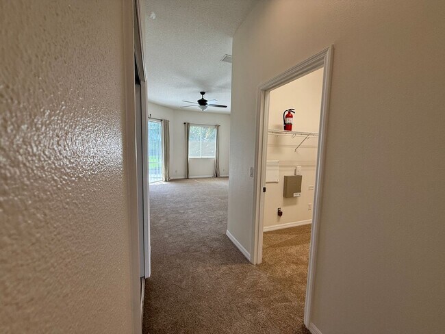 Building Photo - 4 Bedroom 3 Bath Single Family Home Laurel...