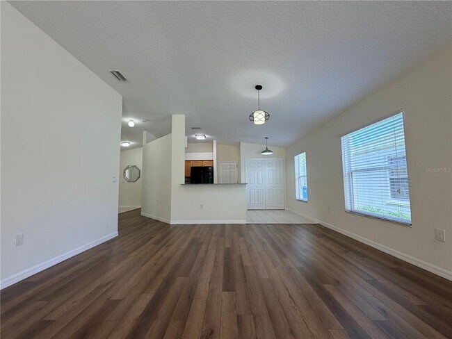 Building Photo - 7838 Carriage Pointe Dr
