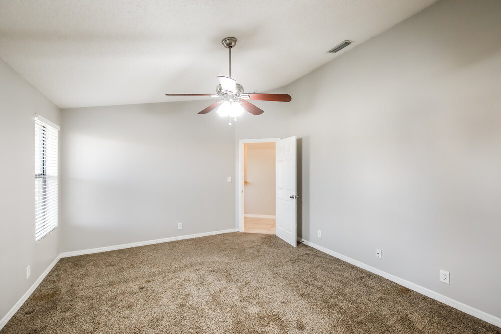 Building Photo - 487 SW 169th Terrace