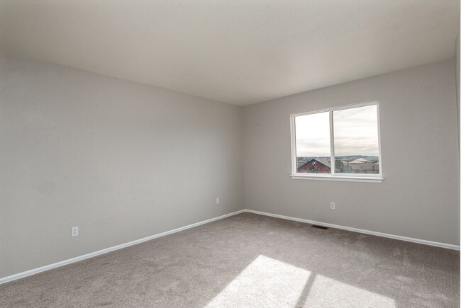 Building Photo - Property for Rent in Northgate Area