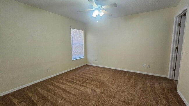 Building Photo - 5549 W Oak Park Blvd