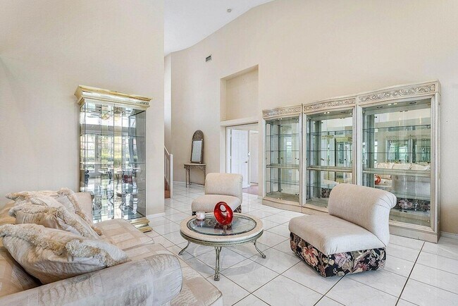 Building Photo - 9359 Aqua Vista Blvd