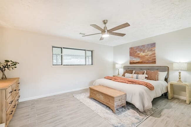 Building Photo - 12415 Pantano Drive