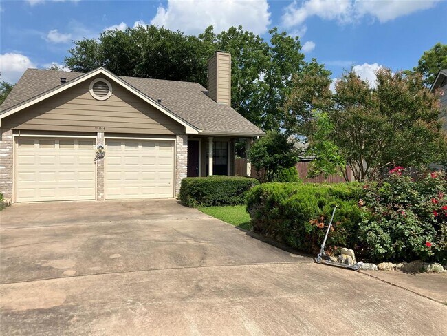 Building Photo - 904 Cottonwood Cove