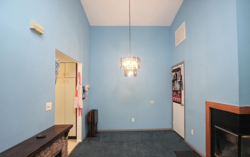 Building Photo - 401 Margit Ct