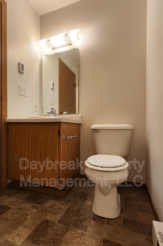 Building Photo - 1315 34th St Cir S