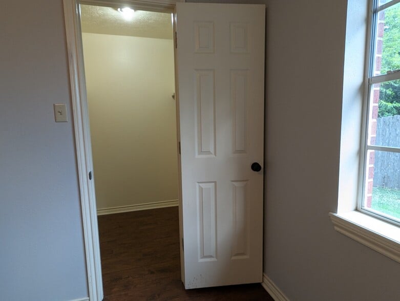BedRm 3 - 1806 Treehouse Trl