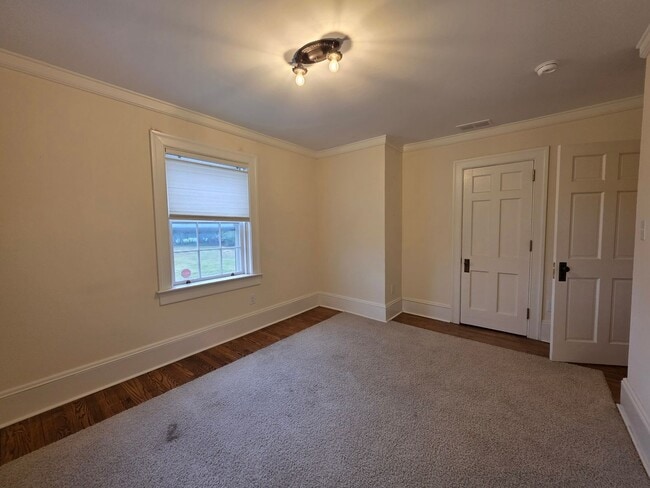 Building Photo - Delaware City Alert!! 2 bed 2 full baths Townhome available