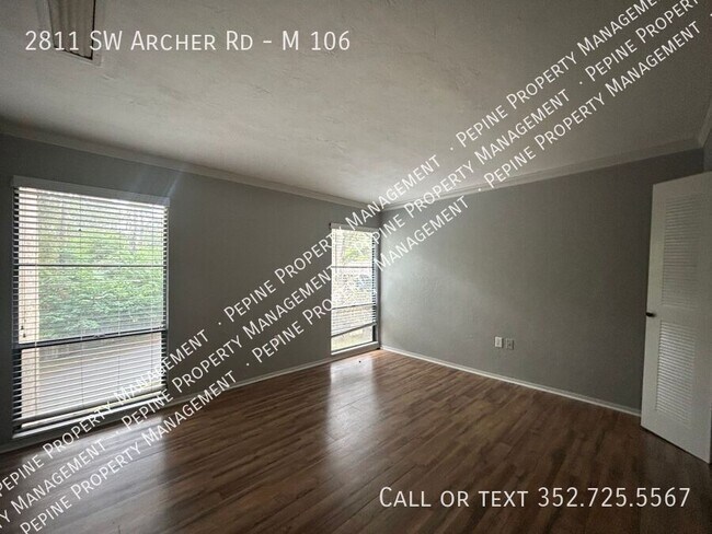 Building Photo - 2811 SW Archer Rd