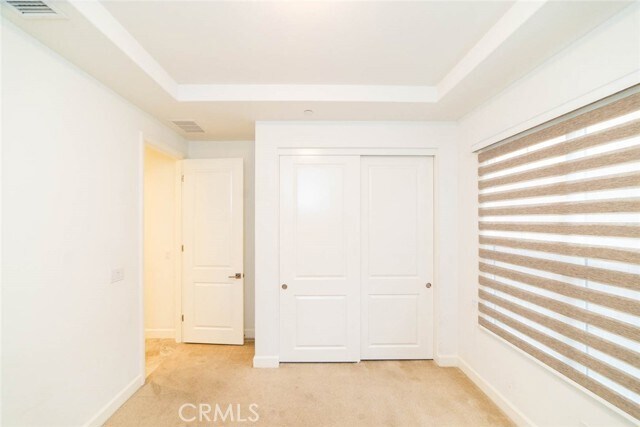 Building Photo - 52 Henson