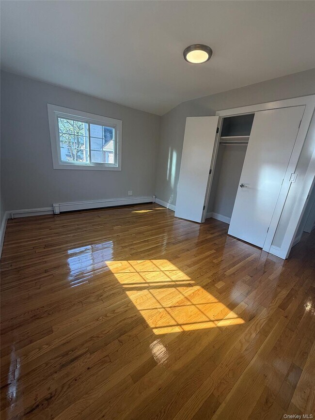 Building Photo - 145-59 107th Ave