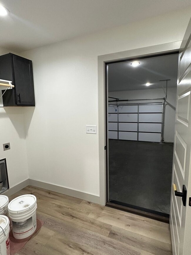 Building Photo - NEW CONSTRUCTION 5 Bed 3 Bath w/ Walk Out Basement Waynesville School District