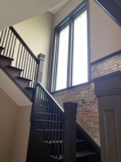 Grand staircase - 4412 Delmar Blvd
