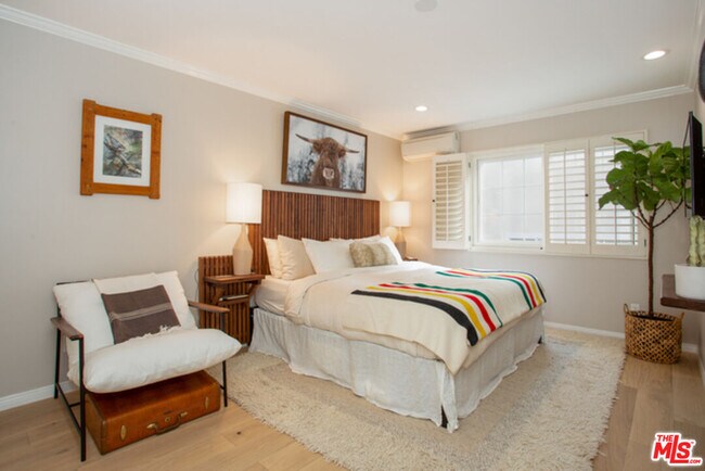 Building Photo - 8130 Redlands St