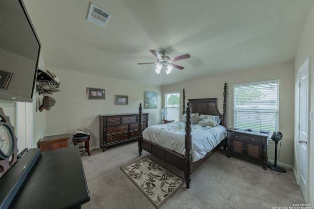 Building Photo - 751 Guna Dr