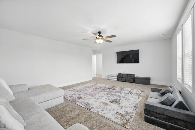 Building Photo - COMING SOON -Newer home in Sterling Acre Farms Waiting to be Called home Today!