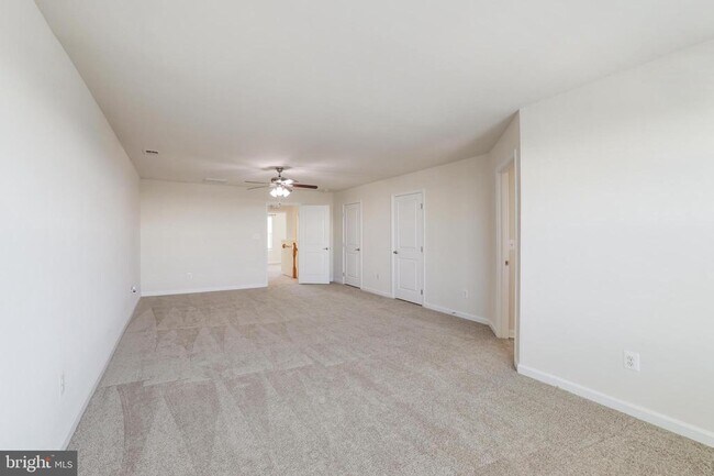 Building Photo - 25767 Double Bridle Terrace