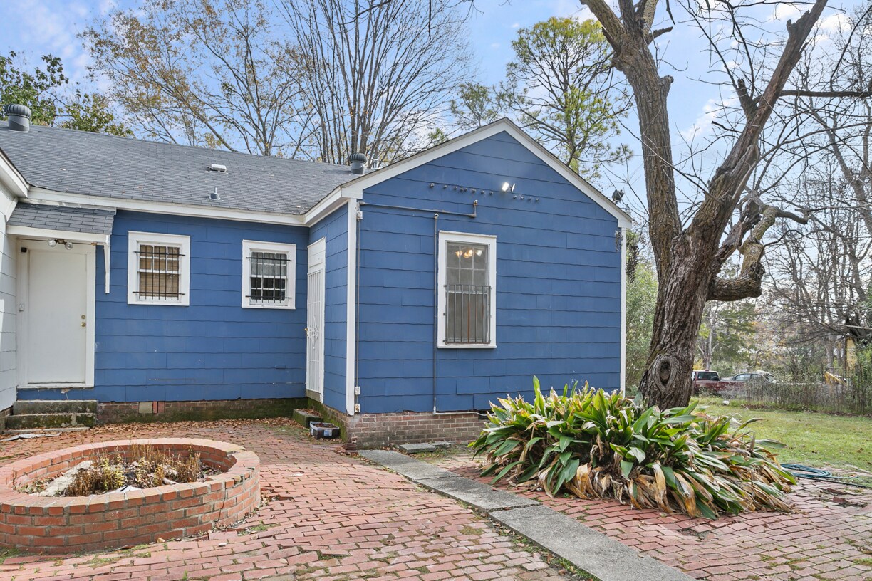 Building Photo - 1029 Quinn St